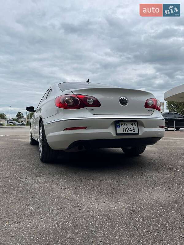 Купе Volkswagen CC / Passat CC 2011 в Борщеві