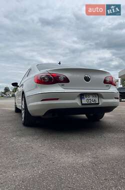 Купе Volkswagen CC / Passat CC 2011 в 