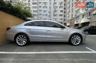 Купе Volkswagen CC / Passat CC 2012 в 