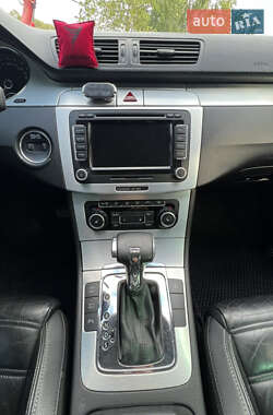 Купе Volkswagen CC / Passat CC 2010 в 