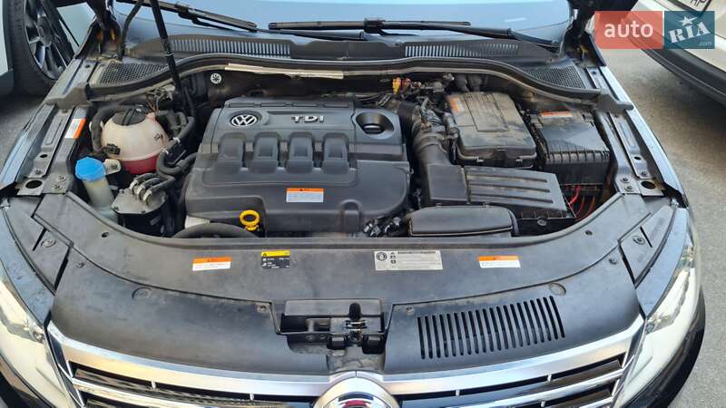 Купе Volkswagen CC / Passat CC 2015 в Киеве