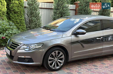 Купе Volkswagen CC / Passat CC 2009 в 