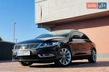 Купе Volkswagen CC / Passat CC 2012 в 