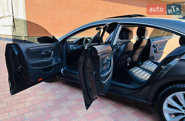Купе Volkswagen CC / Passat CC 2012 в 