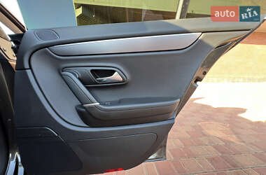 Купе Volkswagen CC / Passat CC 2012 в 