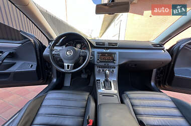 Купе Volkswagen CC / Passat CC 2012 в 