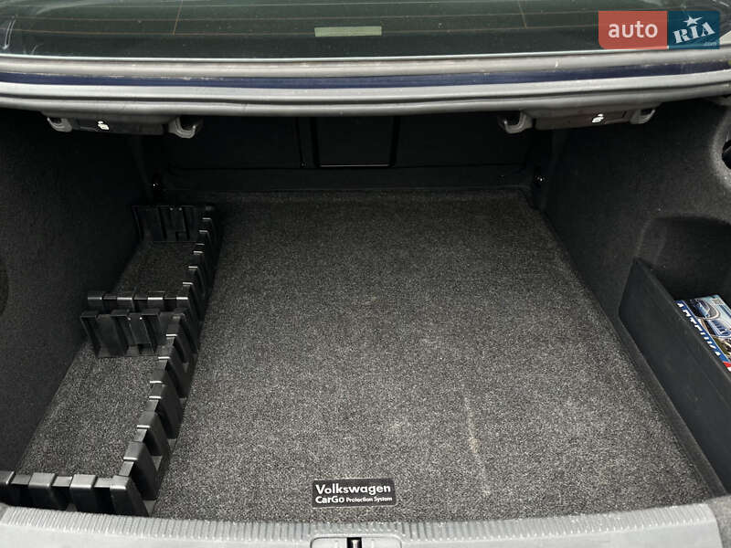 Купе Volkswagen CC / Passat CC 2012 в Шептицькому