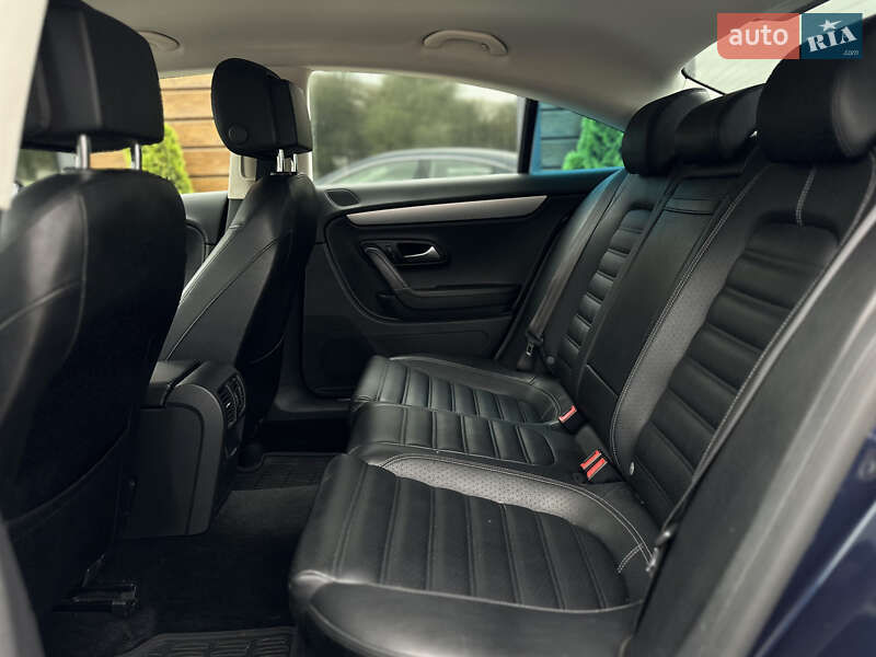 Купе Volkswagen CC / Passat CC 2012 в Шептицькому