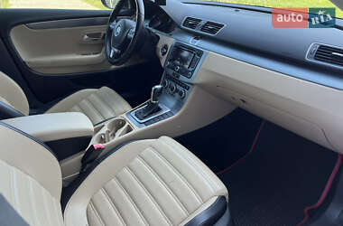 Купе Volkswagen CC / Passat CC 2012 в 