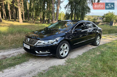 Купе Volkswagen CC / Passat CC 2014 в Чернігові