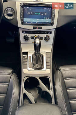 Купе Volkswagen CC / Passat CC 2013 в 