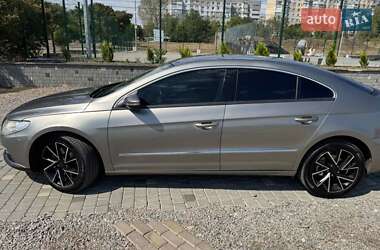 Купе Volkswagen CC / Passat CC 2010 в 