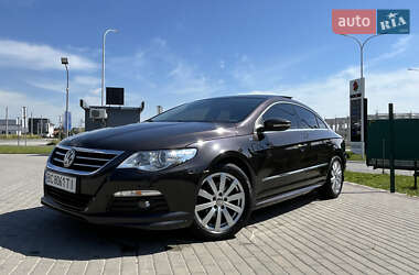 Купе Volkswagen CC / Passat CC 2011 в 