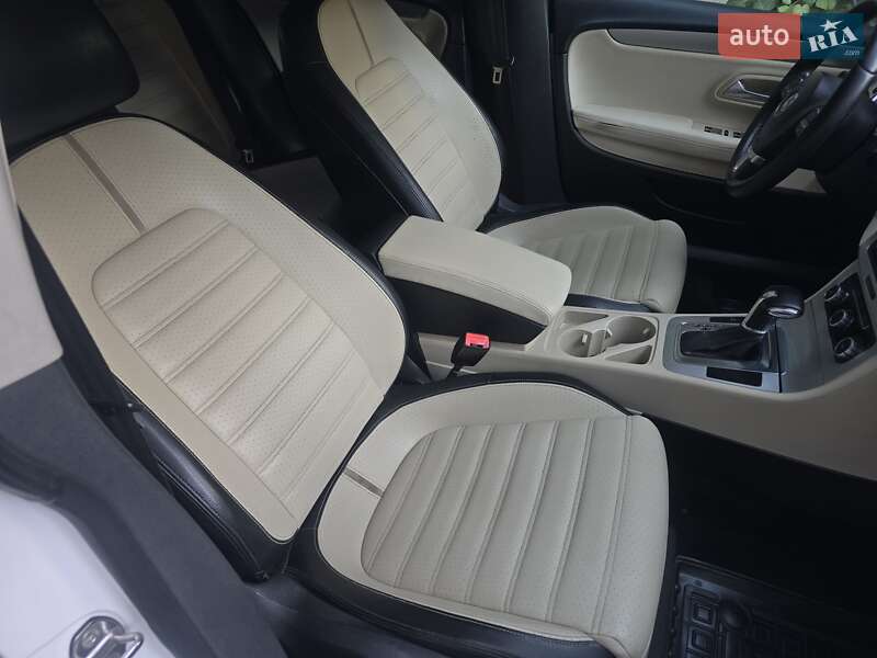 Купе Volkswagen CC / Passat CC 2010 в Хмельницком фото 38 Купе Volkswagen CC / Passat CC 2010 в Хмельницком