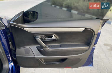 Купе Volkswagen CC / Passat CC 2010 в 