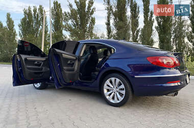 Купе Volkswagen CC / Passat CC 2010 в 