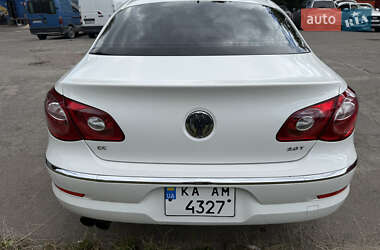 Купе Volkswagen CC / Passat CC 2011 в 