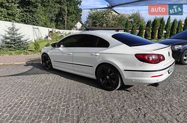 Купе Volkswagen CC / Passat CC 2011 в 