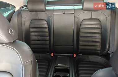 Купе Volkswagen CC / Passat CC 2011 в 