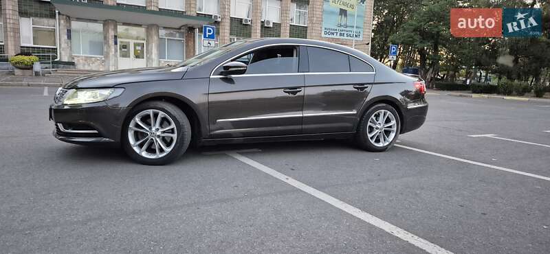 Купе Volkswagen CC / Passat CC 2016 в Николаеве