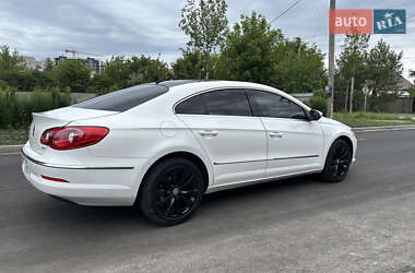 Купе Volkswagen CC / Passat CC 2011 в 