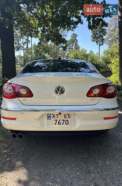 Купе Volkswagen CC / Passat CC 2011 в 