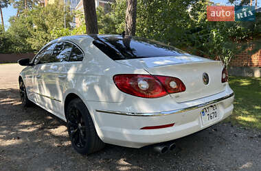 Купе Volkswagen CC / Passat CC 2011 в 