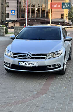 Купе Volkswagen CC / Passat CC 2012 в Києві