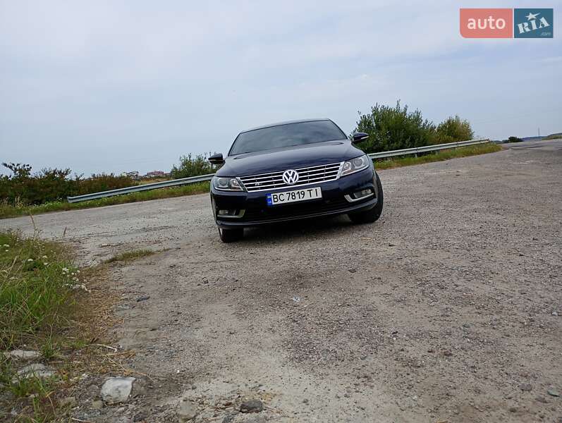 Купе Volkswagen CC / Passat CC 2013 в Львові