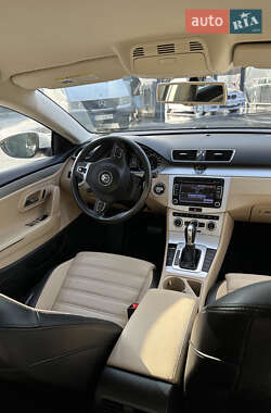Купе Volkswagen CC / Passat CC 2013 в 