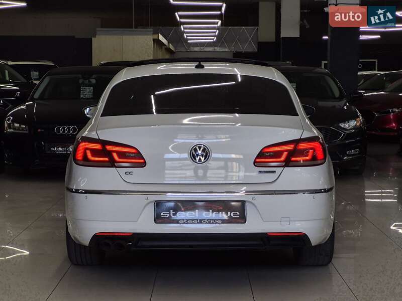 Купе Volkswagen CC / Passat CC 2012 в Николаеве
