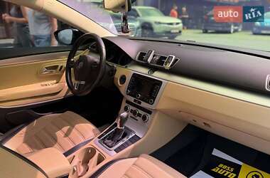 Купе Volkswagen CC / Passat CC 2013 в 