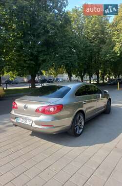 Купе Volkswagen CC / Passat CC 2009 в 