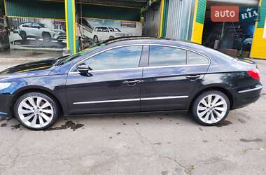 Купе Volkswagen CC / Passat CC 2011 в 