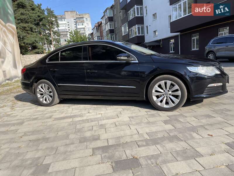 Купе Volkswagen CC / Passat CC 2008 в Охтирці
