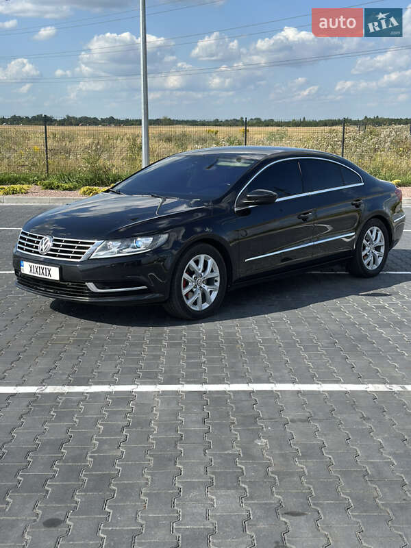 Купе Volkswagen CC / Passat CC 2012 в 