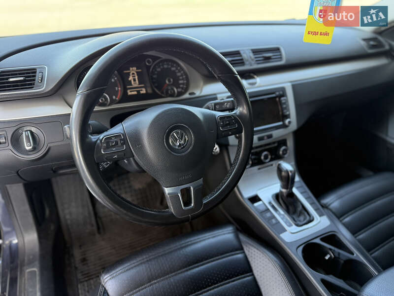 Купе Volkswagen CC / Passat CC 2011 в Звягеле