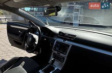 Купе Volkswagen CC / Passat CC 2011 в 