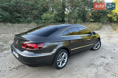 Купе Volkswagen CC / Passat CC 2012 в 