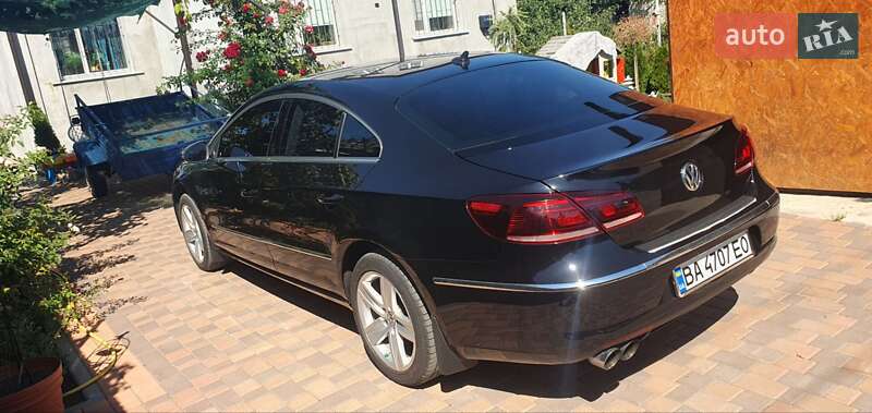 Купе Volkswagen CC / Passat CC 2012 в Помошной