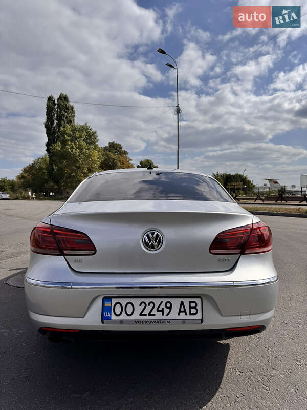 Купе Volkswagen CC / Passat CC 2014 в Киеве