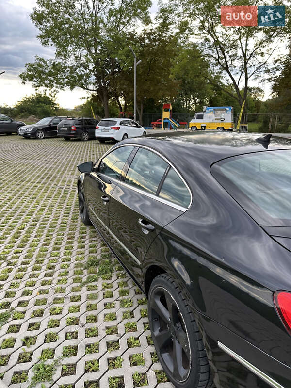 Купе Volkswagen CC / Passat CC 2009 в Коломые