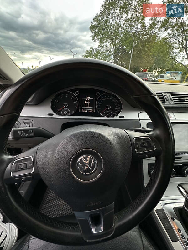 Купе Volkswagen CC / Passat CC 2009 в Коломые
