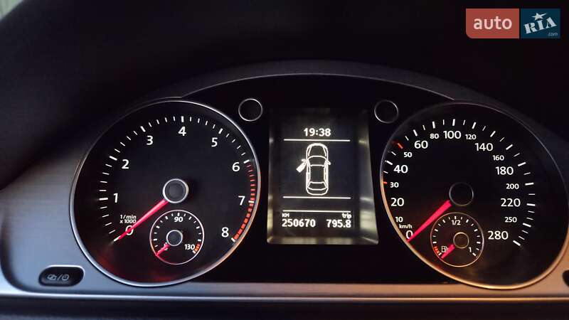 Купе Volkswagen CC / Passat CC 2012 в Одессе