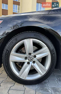 Купе Volkswagen CC / Passat CC 2014 в 