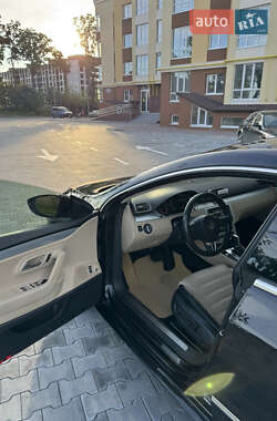 Купе Volkswagen CC / Passat CC 2014 в 