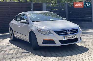 Купе Volkswagen CC / Passat CC 2011 в Радомышле