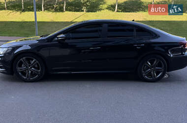 Купе Volkswagen CC / Passat CC 2014 в 