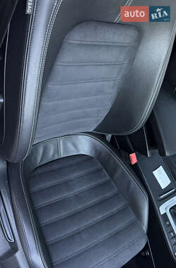 Купе Volkswagen CC / Passat CC 2014 в 