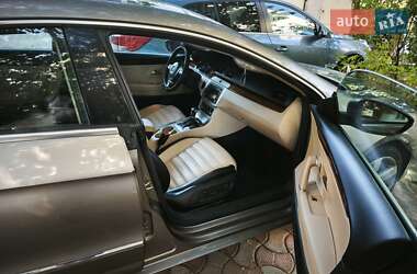 Купе Volkswagen CC / Passat CC 2010 в 